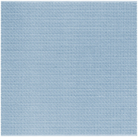 Safavieh Montauk 6'-0" x 6'-0" Rug in Ivory / Blue