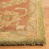 Safavieh Golden Jaipur 4'-0" x 6'-0" Rug in Green / Rust