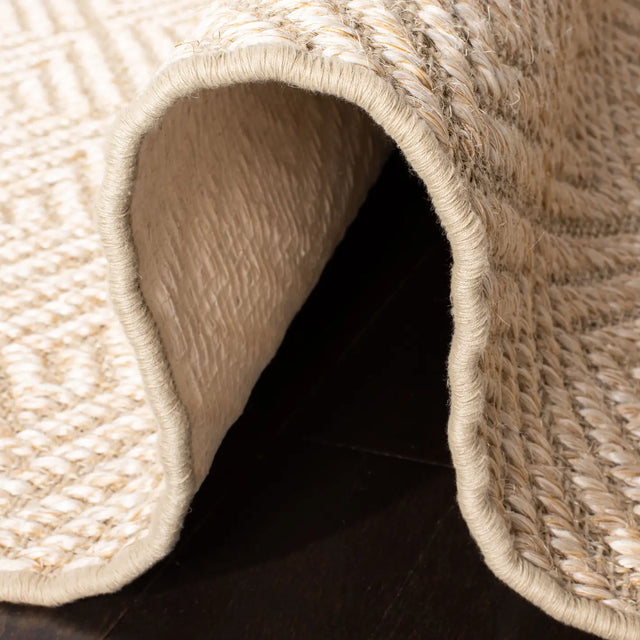 Safavieh Palm Beach 5'-0" x 8'-0" Rug in Beige / Beige