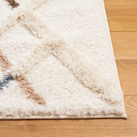 Safavieh Hi-Lo Shag 4'-0" x 6'-0" Rug in Light Beige / Beige