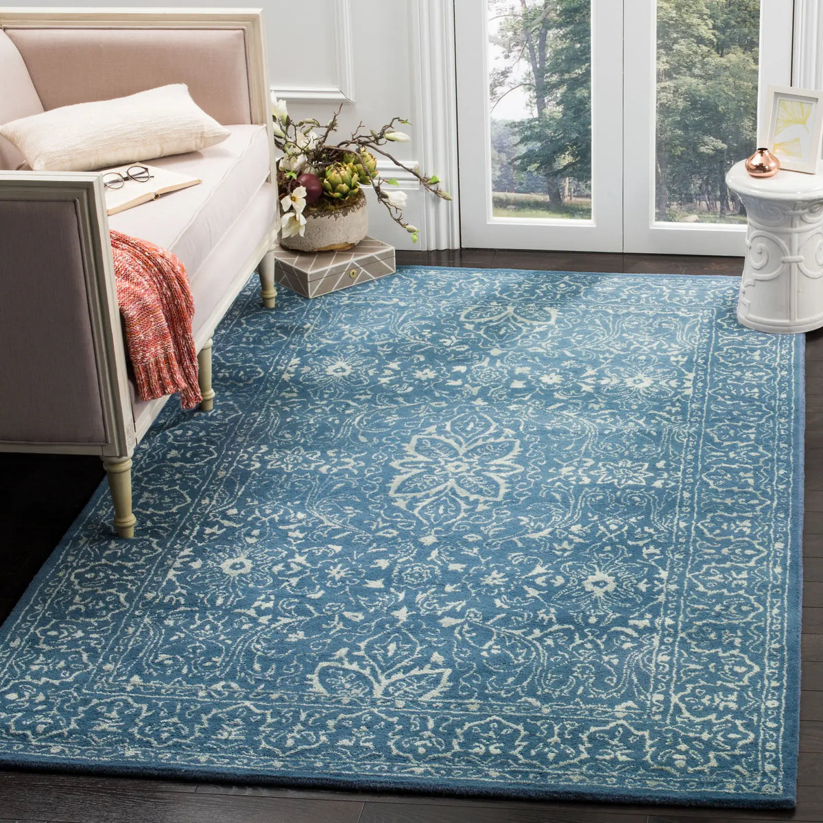 Safavieh Glamour 4'-0" x 6'-0" Rug in Grey / Blue