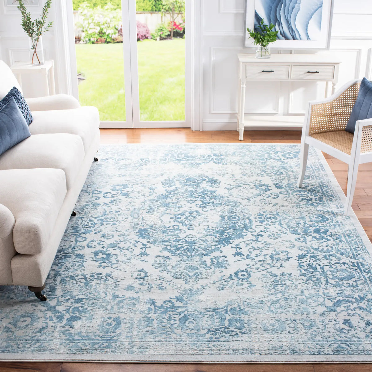 Safavieh Princeton 8'-0" x 10'-0" Rug in Blue / Beige