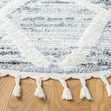Safavieh Moroccan Tassel Shag 6'-7" x 6'-7" Rug in Grey / Ivory