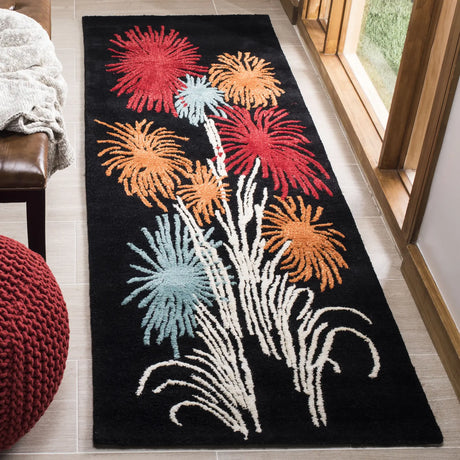 Safavieh Soho 2'-6" x 8'-0" Rug in Black / Multi