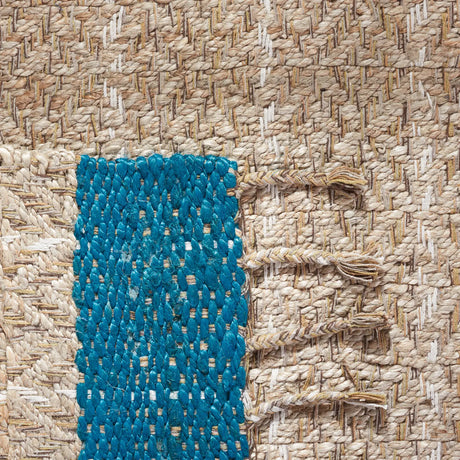 Safavieh Cape Cod 4'-0" x 6'-0" Rug in Blue / Natural