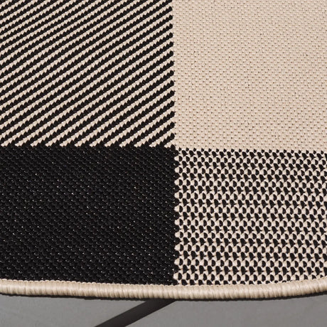 Safavieh Courtyard 5'-3" x 5'-3" Rug in Black / Bone