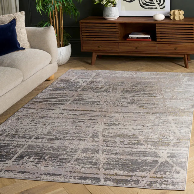 Safavieh Palma 5'-3" x 7'-6" Rug in Grey / Gold