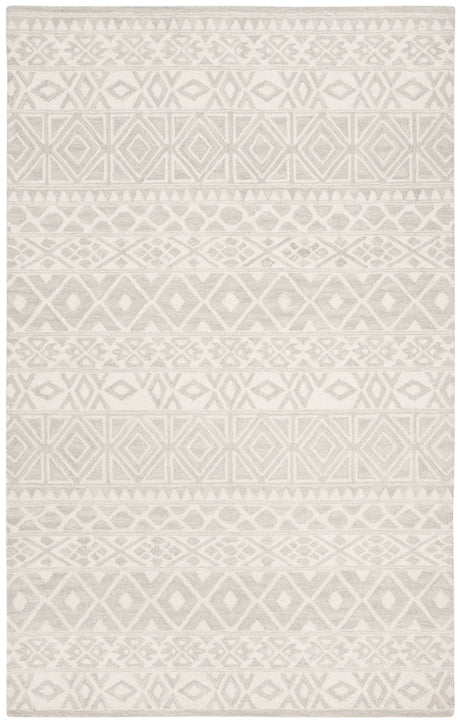 Safavieh Blossom 4'-0" x 6'-0" Rug in Silver / Ivory