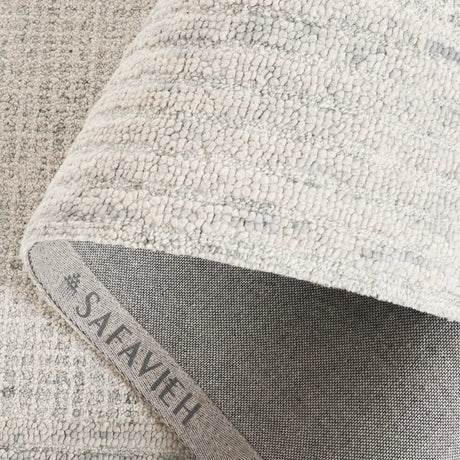 Safavieh Ebony 6'-0" x 9'-0" Rug in Denim / Grey