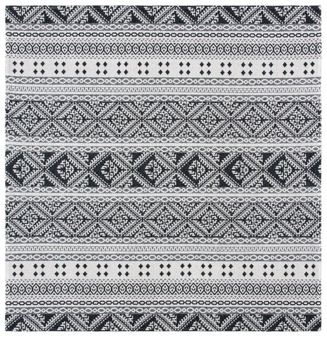 Safavieh Augustine 6'-4" x 6'-4" Rug in Black / Cream