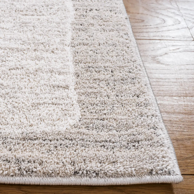 Safavieh Northport 6'-7" x 9'-0" Rug in Ivory / Grey