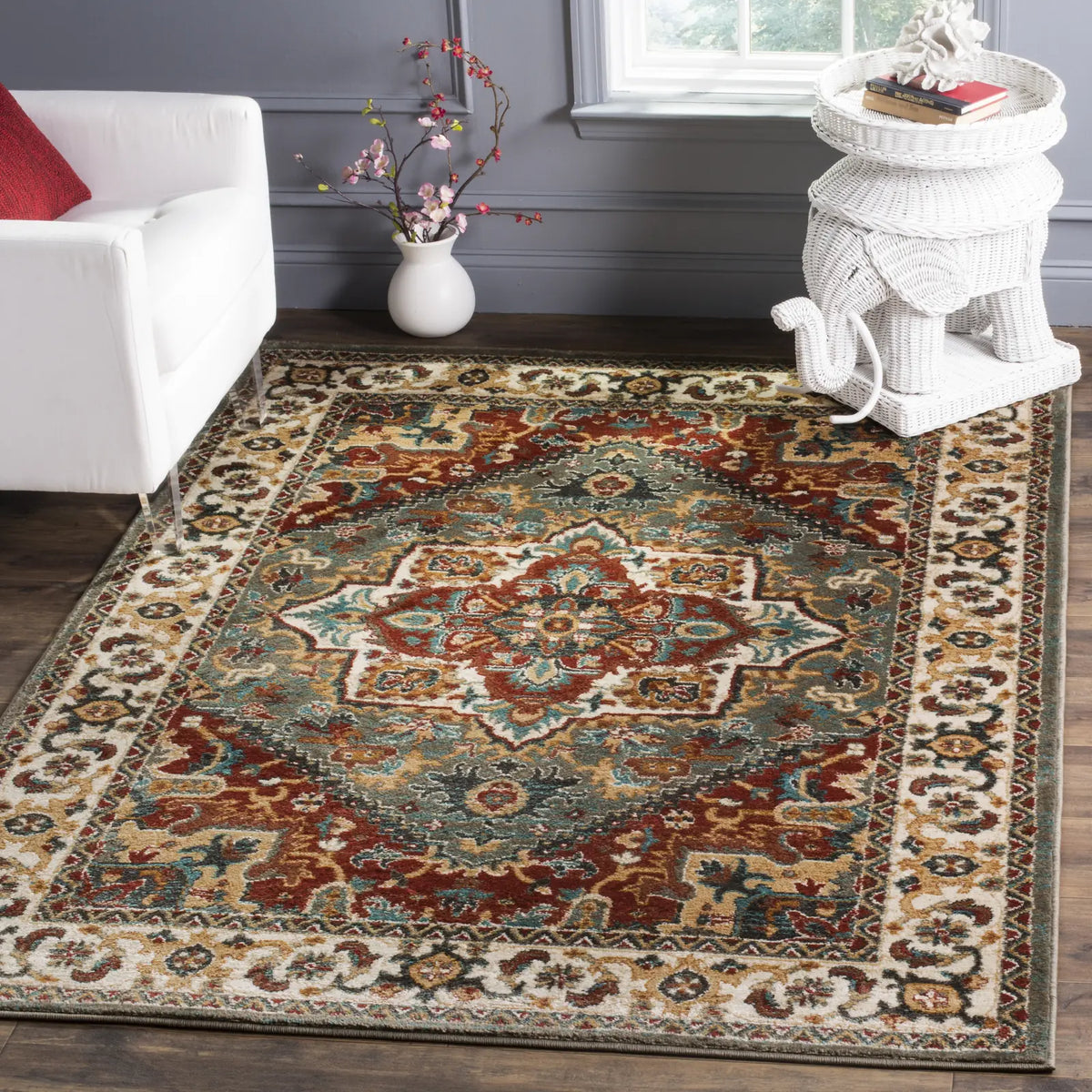 Safavieh Summit 4'-0" x 6'-0" Rug in Grey / Ivory