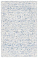 Safavieh Roslyn 4'-0" x 6'-0" Rug in Blue / Ivory