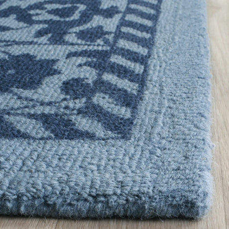 Safavieh Restoration Vintage 4'-0" x 6'-0" Rug in Blue / Dark Blue