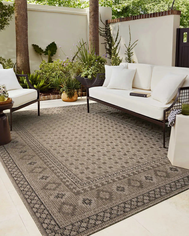 Chris Loves Julia x Loloi Providence PRC-07 Dove / Charcoal Rug - room scene 3