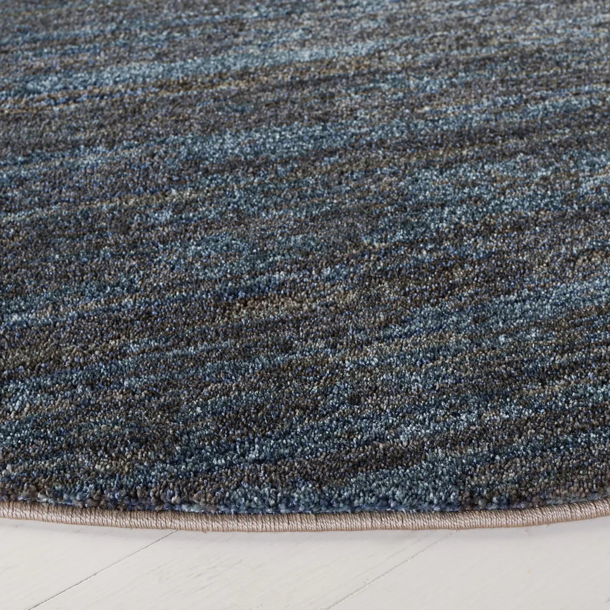 Safavieh Lasa 6'-7" x 6'-7" Rug in Blue / Grey