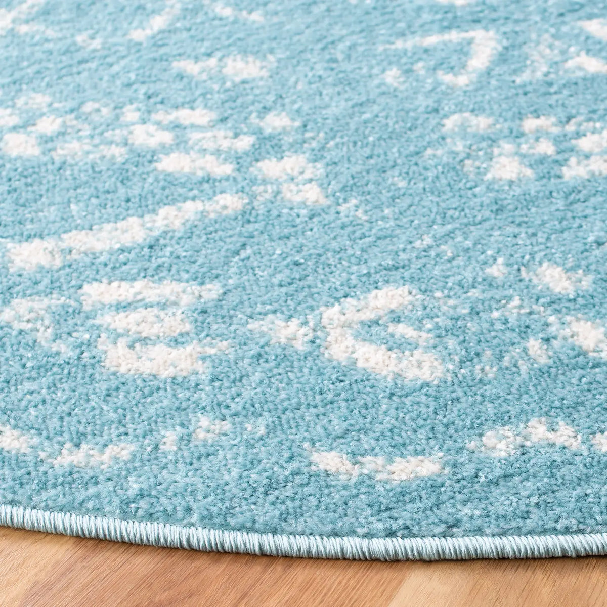 Safavieh Tulum 6'-7" x 6'-7" Rug in Turquoise / Ivory