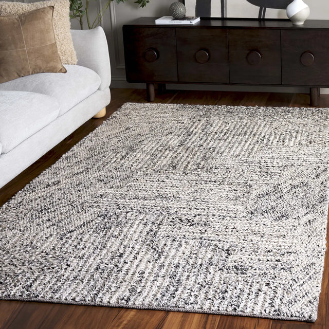 Safavieh Natural Fiber 4'-0" x 6'-0" Rug in Black / Ivory