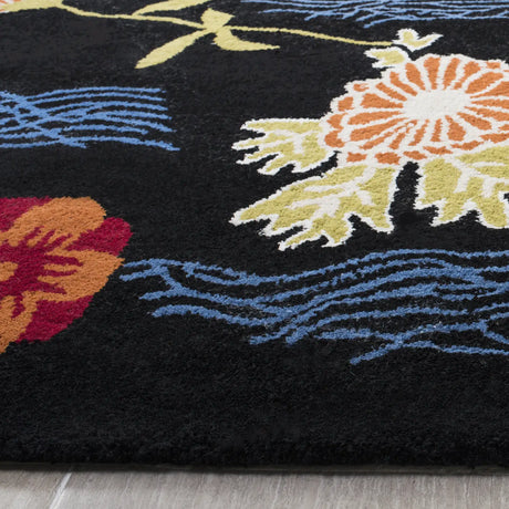 Safavieh Bella 6'-0" x 9'-0" Rug in Black / Multi
