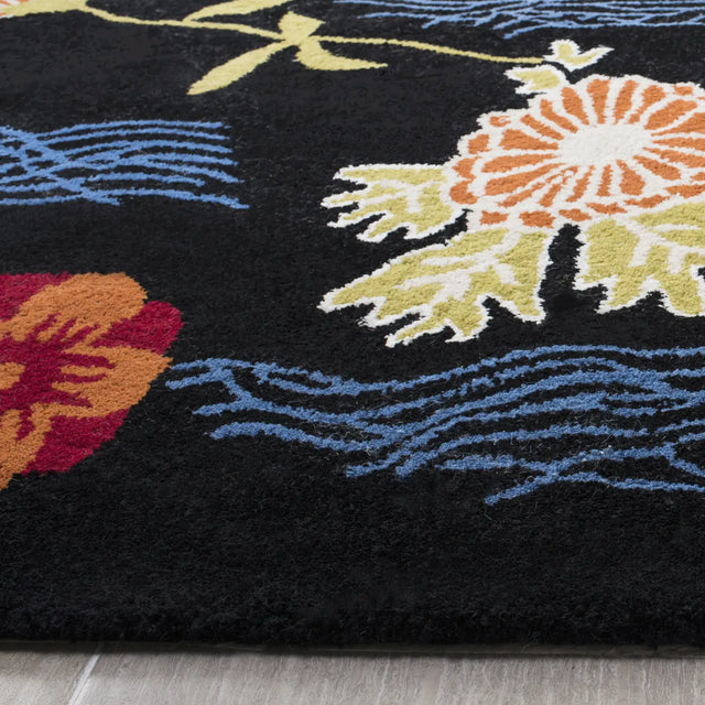 Safavieh Bella 6'-0" x 9'-0" Rug in Black / Multi
