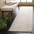 Safavieh Ebony 2'-3" x 8'-0" Rug in Ivory