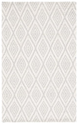 Safavieh Marbella 3'-0" x 5'-0" Rug in Light Blue / Ivory