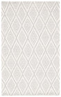 Safavieh Marbella 3'-0" x 5'-0" Rug in Light Blue / Ivory