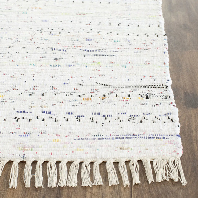 Safavieh Rag Rug 3'-0" x 5'-0" Rug in Ivory / Multi