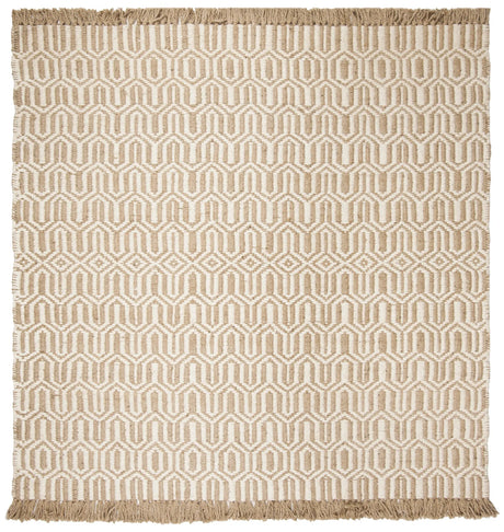 Safavieh Natural Fiber 7'-0" x 7'-0" Rug in Natural / Ivory