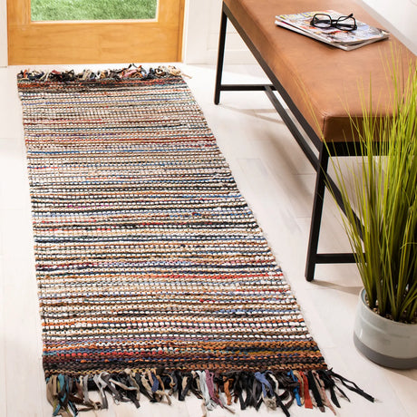 Safavieh Vintage Leather 2'-3" x 6'-0" Rug in Multi