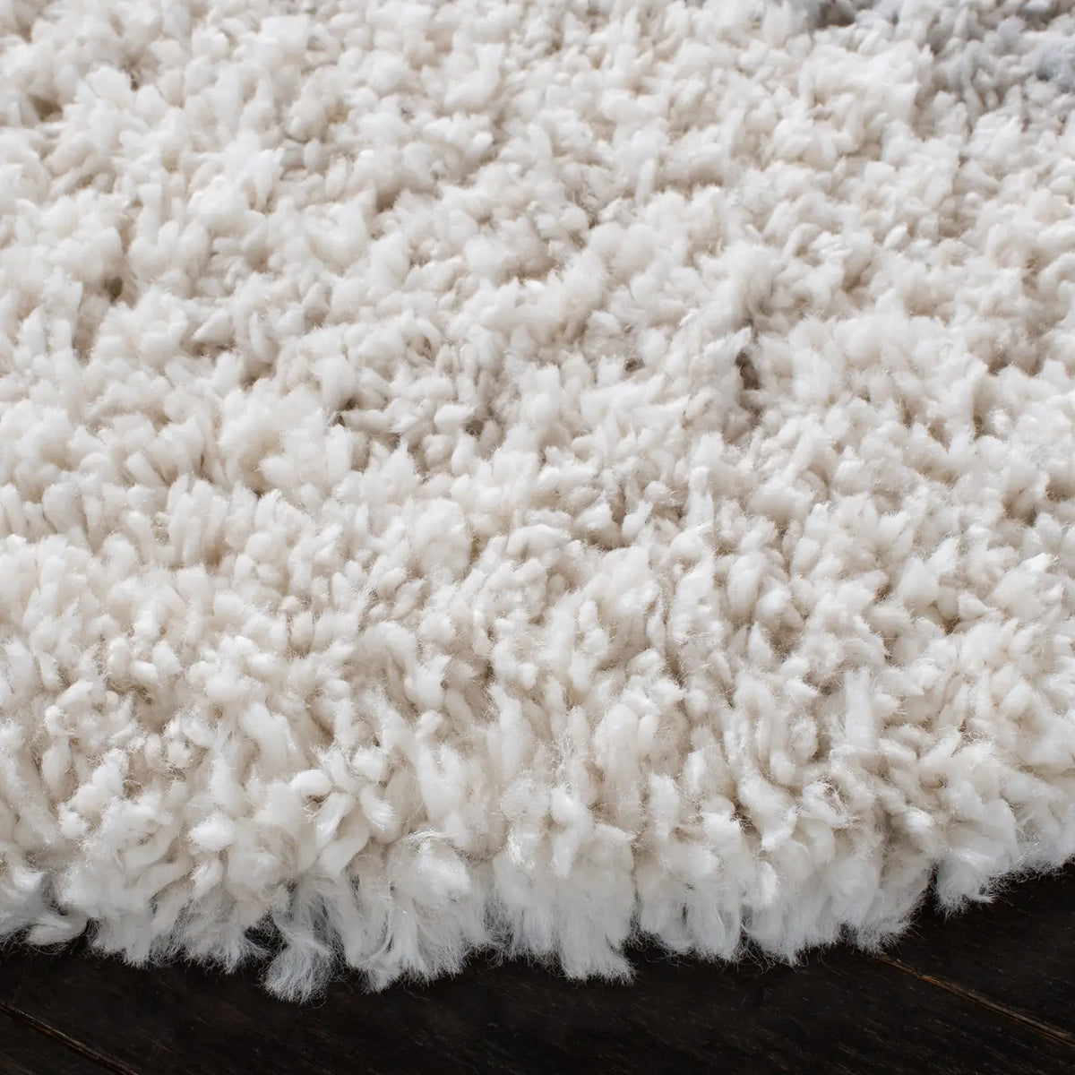 Safavieh Fontana Shag  800 6'-7" x 6'-7" Rug in Grey / Ivory