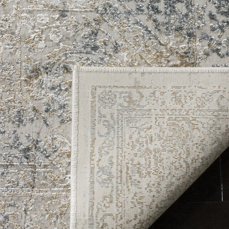 Safavieh Princeton 5'-3" x 7'-6" Rug in Silver / Anthracite