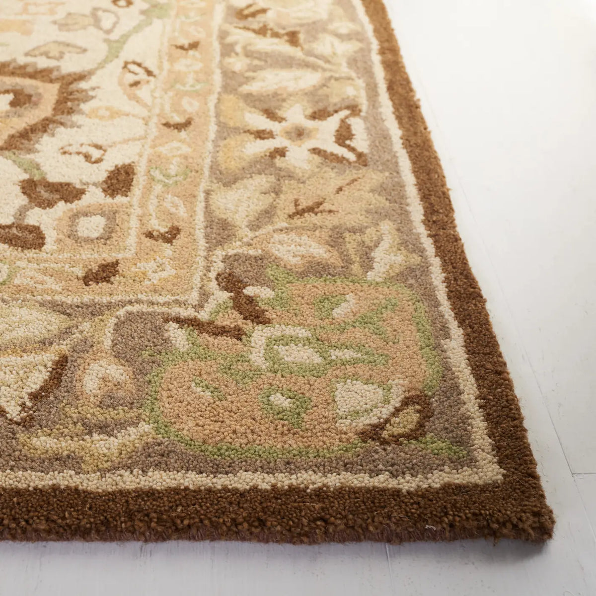 Safavieh Anatolia 4'-0" x 6'-0" Rug in Ivory / Brown