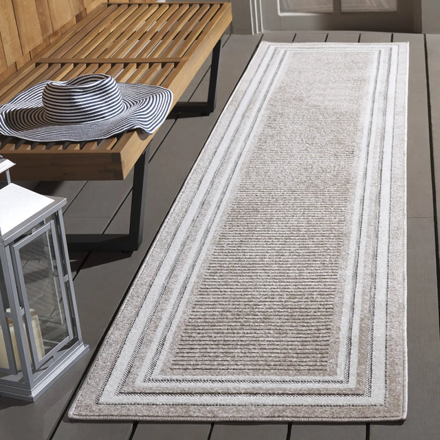 Safavieh Cabana 2'-2" x 9'-0" Rug in Beige / Ivory