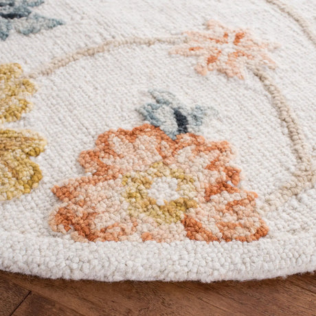 Safavieh Metro 6'-0" x 6'-0" Rug in Ivory / Grey