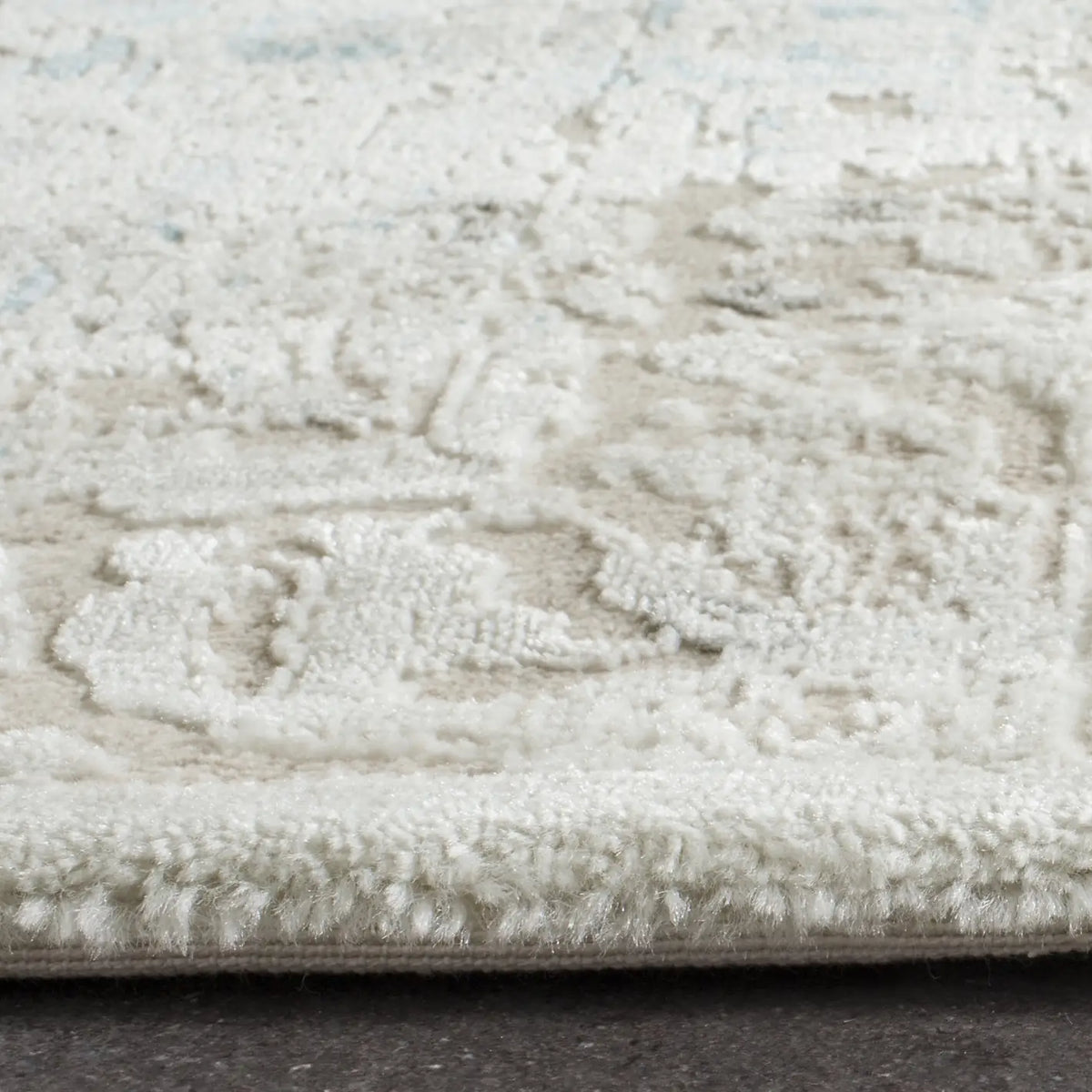 Safavieh Passion 2'-2" x 10'-0" Rug in Turquoise / Ivory