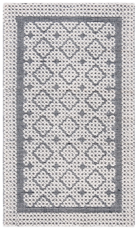 Safavieh Natura 3'-0" x 5'-0" Rug in Creme / Black