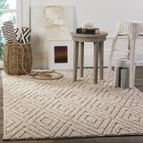 Safavieh Natura 5'-0" x 8'-0" Rug in Beige