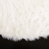 Safavieh Faux Sheep Skin 5'-0" x 5'-0" Rug in Ivory