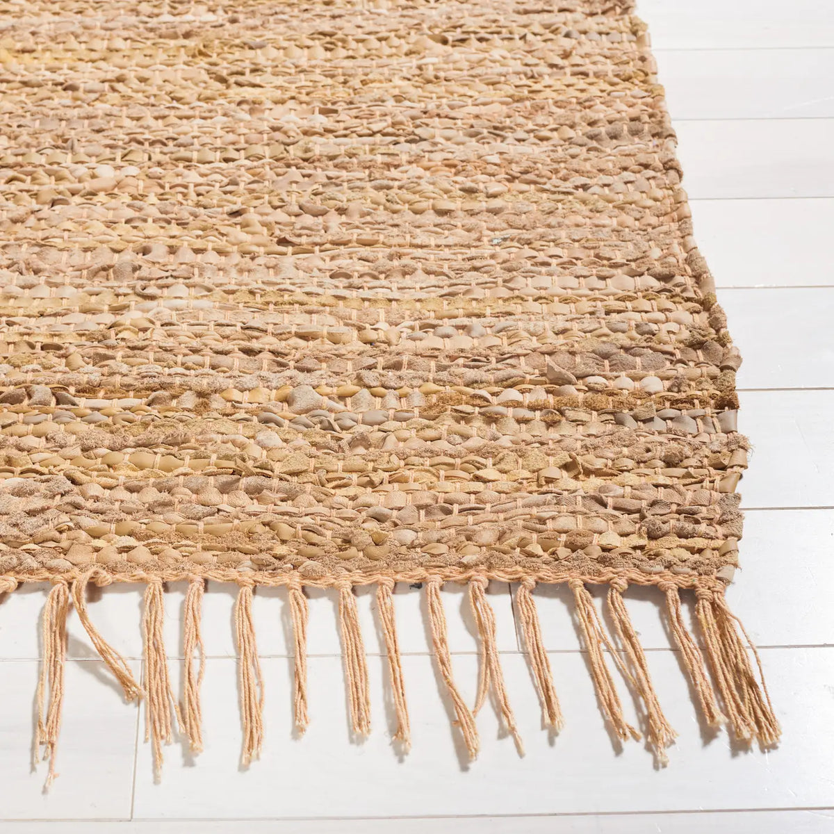 Safavieh Vintage Leather 8'-0" x 10'-0" Rug in Light Gold