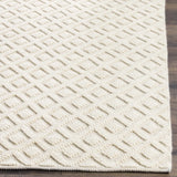 Safavieh Vermont 4'-0" x 6'-0" Rug in Ivory