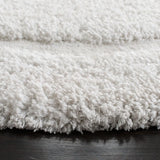 Safavieh Glamour Shag 6'-0" x 6'-0" Rug in Ivory