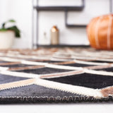 Safavieh Studio Leather 4'-0" x 6'-0" Rug in Black / Brown