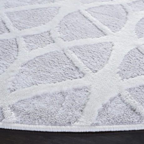 Safavieh Amelia 700 6'-7" x 6'-7" Rug in Grey / Ivory