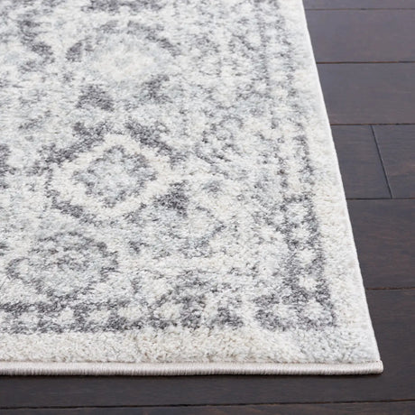 Safavieh Tulum 4'-0" x 6'-0" Rug in Ivory / Grey