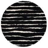 Safavieh Venus Shag 600 6'-7" x 6'-7" Rug in Black / Ivory