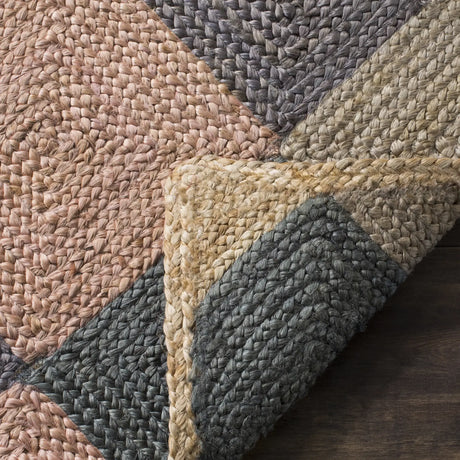 Safavieh Natural Fiber 4'-0" x 6'-0" Rug in Natural / Multi