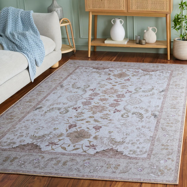 Safavieh Tucson 4'-0" x 6'-0" Rug in Beige / Light Brown