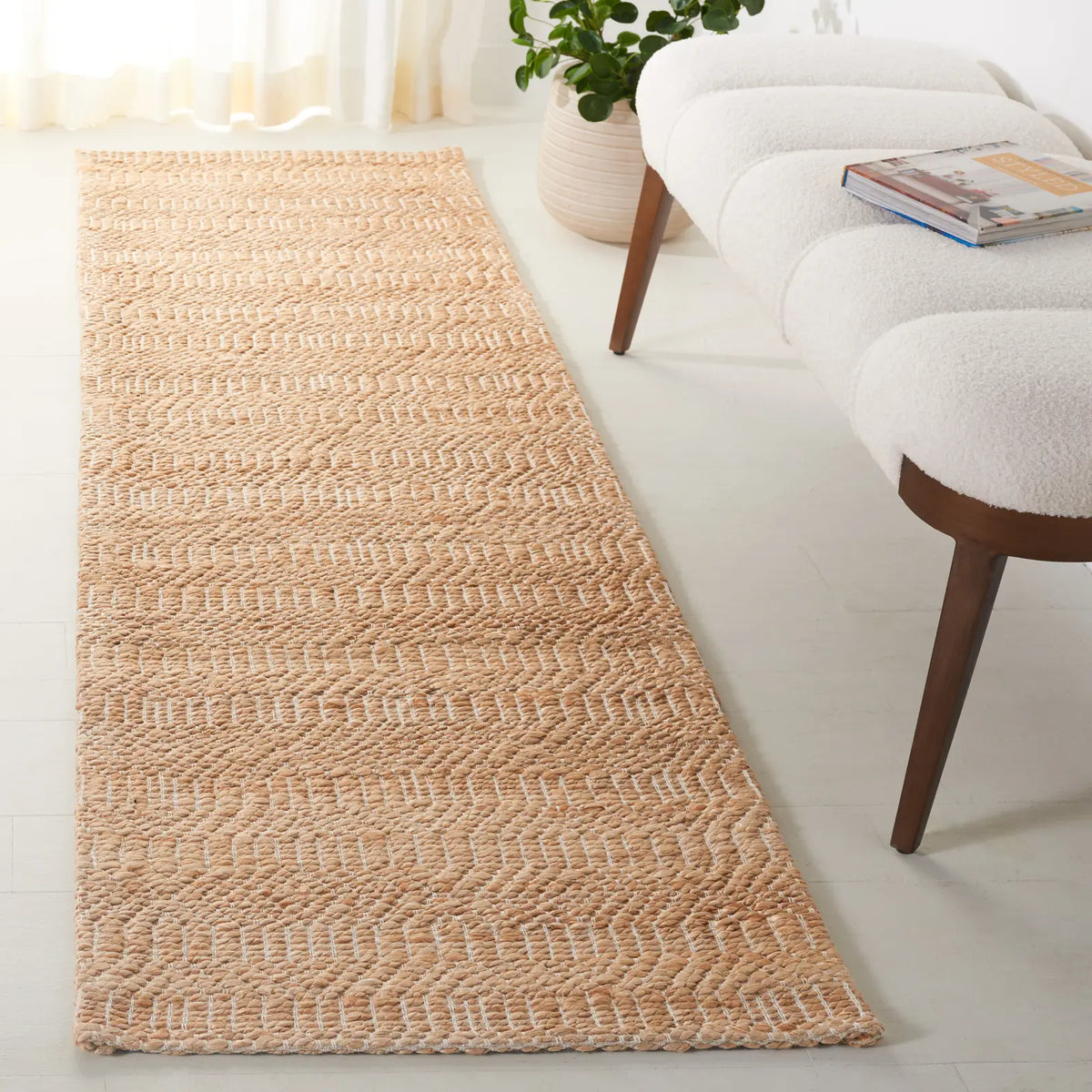 Safavieh Natural Fiber 2'-3" x 8'-0" Rug in Natural / Ivory