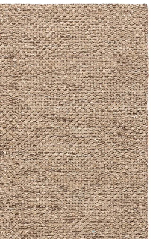 Safavieh Vermont 5'-0" x 8'-0" Rug in Sand / Ivory